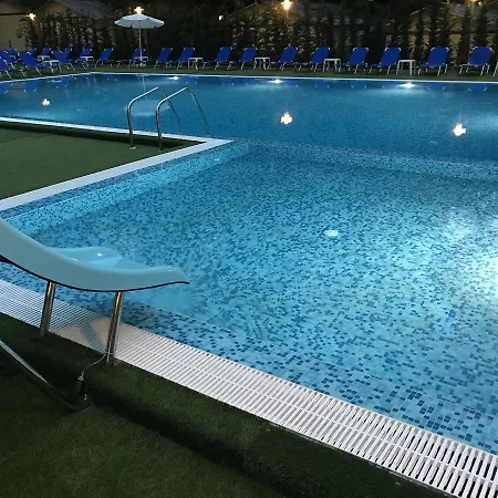 Eco Park Hotel de apartamente 3*