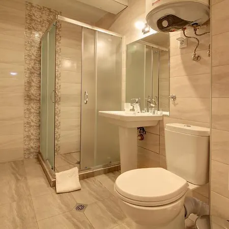 Eco Park Hotel de apartamente Școrpilovți