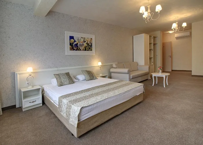 Eco Park Appart hôtel 4*